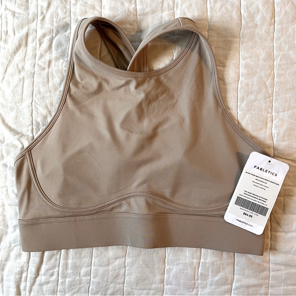 NWT Fabletics Sports Bra (Size L)
